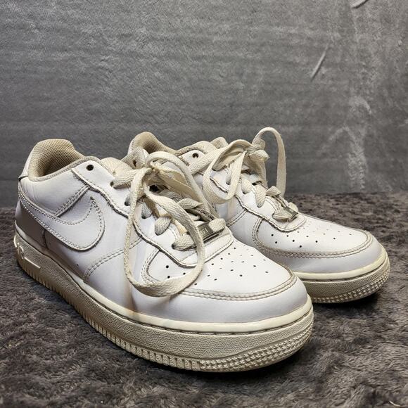Nike Air Force 1 Shoes Youth Size 5.5Y White Low 314192-117 Classic Sneakers AF1 - Picture 1 of 7